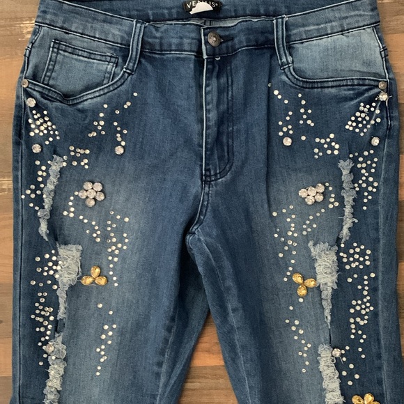 Sparkling Jeans - Picture 2 of 7